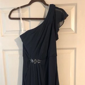 David’s Bridal Navy Bridesmaids/prom/formal dress Size 6